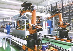 位于長葛市產(chǎn)業(yè)集聚區(qū)的森源電氣股份大力實(shí)施智能制造裝備的創(chuàng)新與應(yīng)用,實(shí)現(xiàn)了生產(chǎn)的全流程智能化控制,提升了生產(chǎn)效率和產(chǎn)品質(zhì)量。圖為昨日該公司員工在操控智能機(jī)器人生產(chǎn)線。