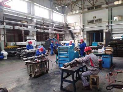 【基層動態(tài)】搶急件 保任務(wù) 他們用行動回應(yīng)每一份信任 --機(jī)械制造事業(yè)部22車間凸輪軸加工效率再破記錄