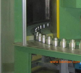 無錫市寶宏機械廠專業制造自動噴膠機,無錫市寶宏機械廠專業制造自動噴膠機生產廠家,無錫市寶宏機械廠專業制造自動噴膠機價格