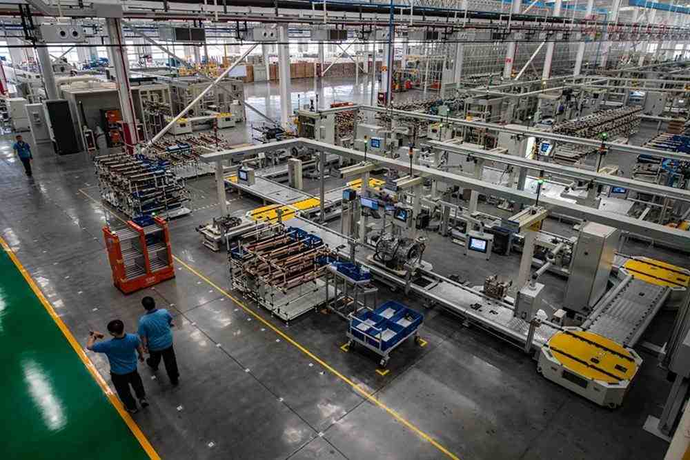 法士特高智新公司“智行”變速器新裝配線正式投產(chǎn)