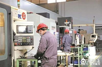 留在泉州過(guò)年也溫馨--暖心政策一籮筐 留下員工過(guò)大年